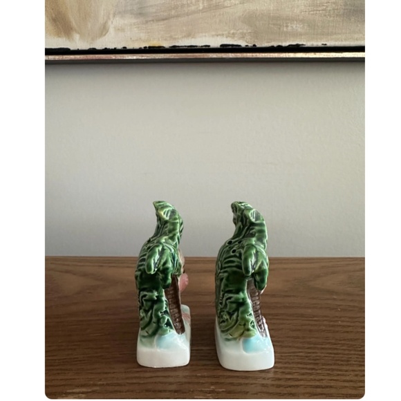 Vintage Pink Flamingo and Palm Trees Salt and Pepper Shakers • Hand Painted - Picture 2 of 6